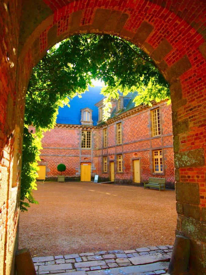 Le Beauregard Bed & Breakfast Ranes ภายนอก รูปภาพ